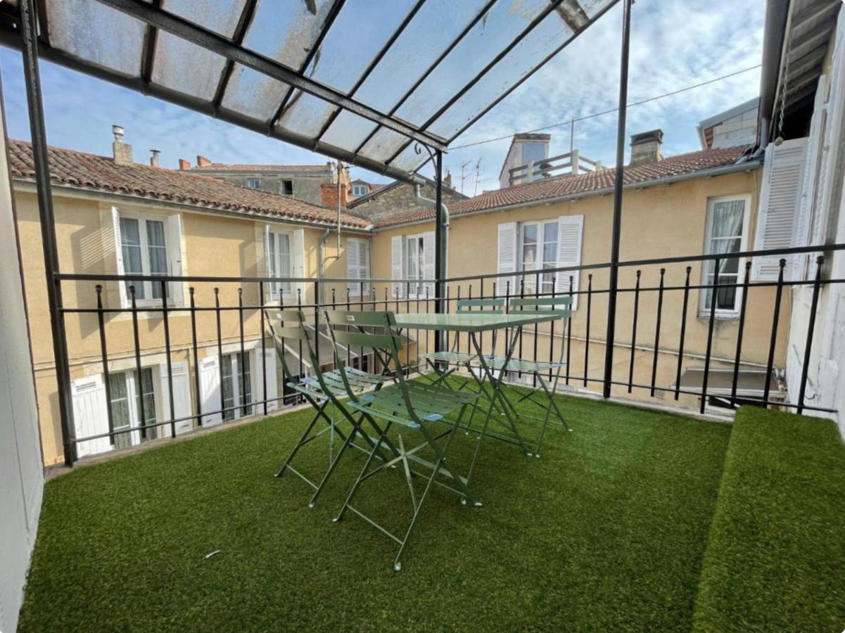 Superbe T2 Neuf Centre Ville Wifi Terrasse Netflix Périgueux Exteriér fotografie